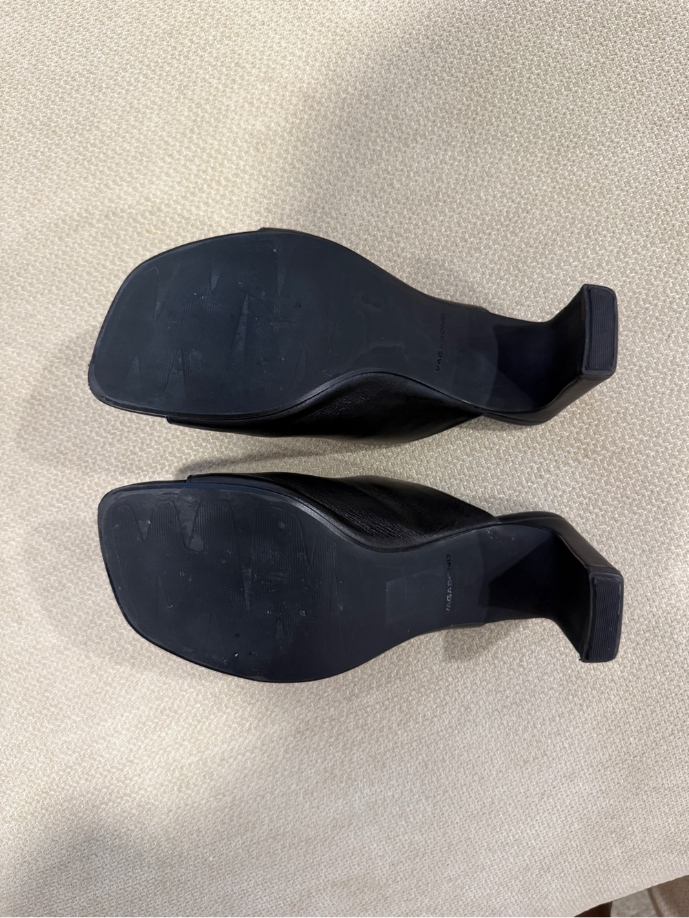 Vagabond Black Leather Slip-On Mule Heels - Picture 3 of 4